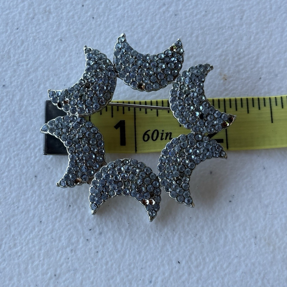Vintage Rhinestone Crescent Moon Brooch Pin Celestial Astrology Tarot Mystical - Picture 4 of 5